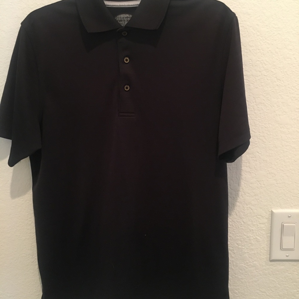 Black polo size: M